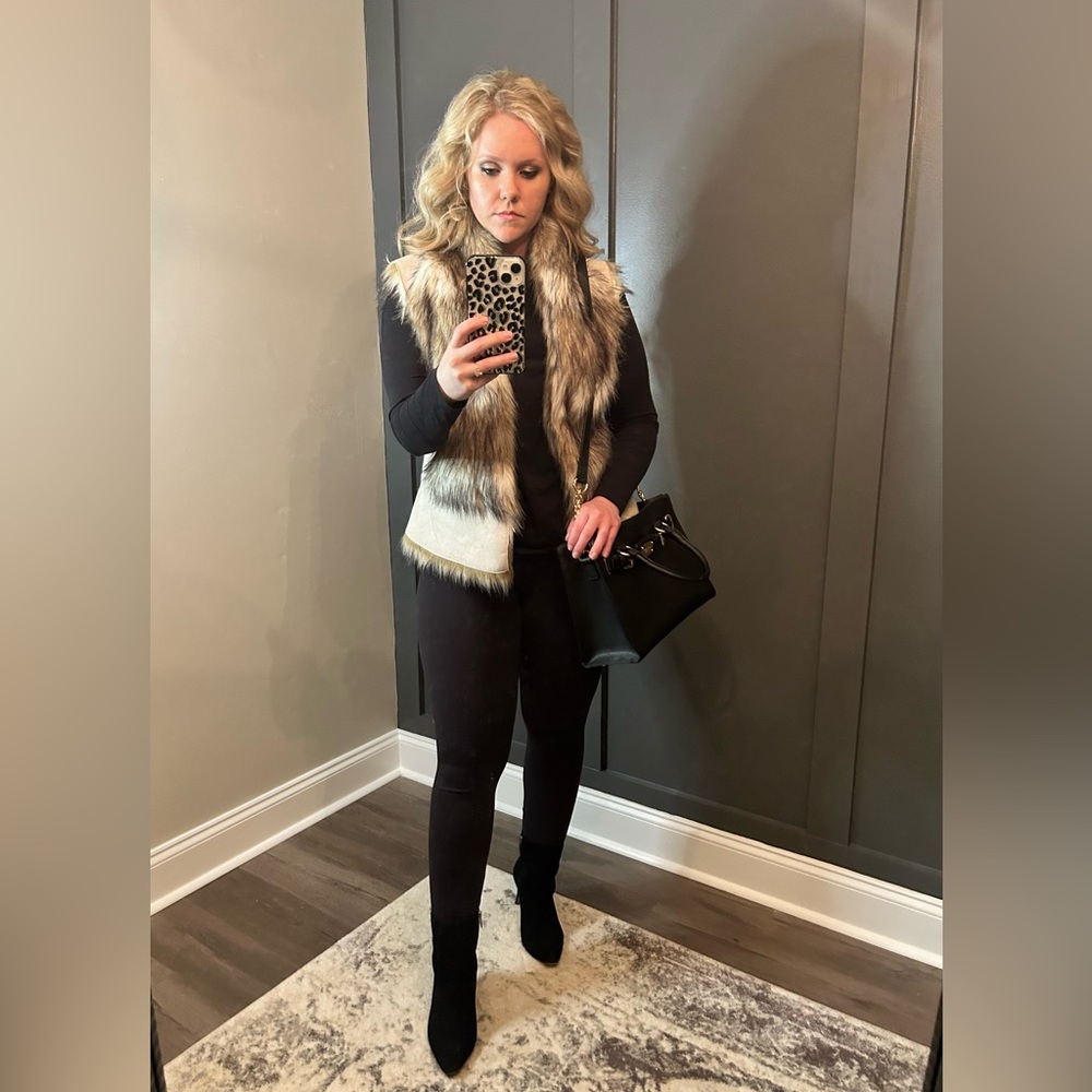 Zara Fur Vest - Picture 8 of 9